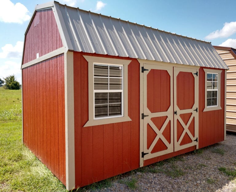 Red Burnett side lofted barn with doors on the long wall